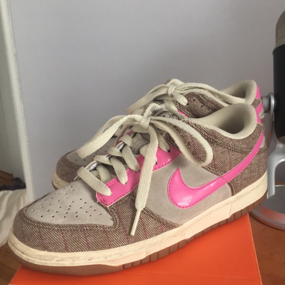 nike dunks pink and brown